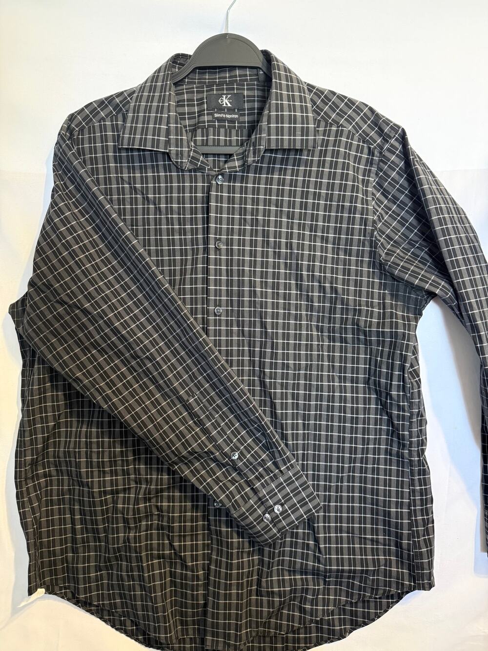 Calvin Klein CK Slim Fit Non Iron Dress Shirt Gray Plaid Men’s Large 16.5 32/33